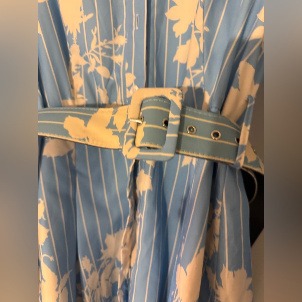 Beulah dress - inspired by safiyaa Oksana Pale Blue & White Short Dress - Picture 9 of 11